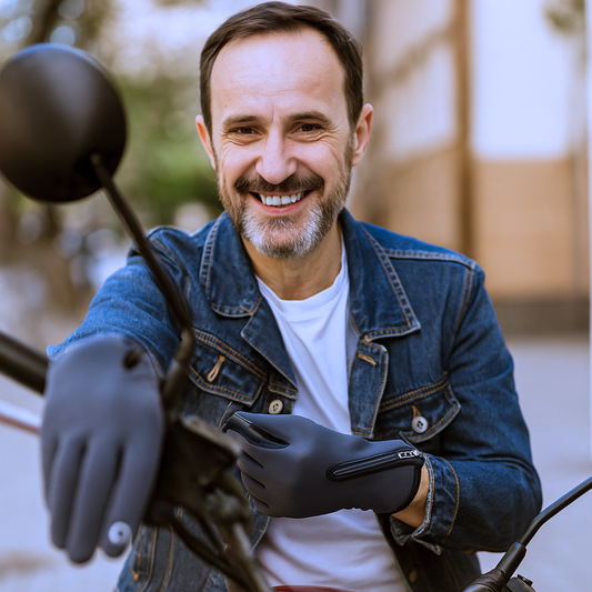SkyGrip® – Libera tus manos. Vive tu ruta.